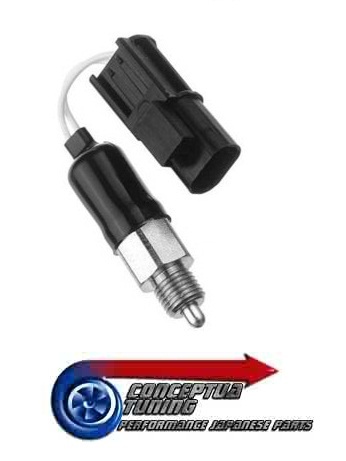 Reversing reverse light - light, switch