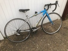 Giant OCR Compact Road.  27GEARS.