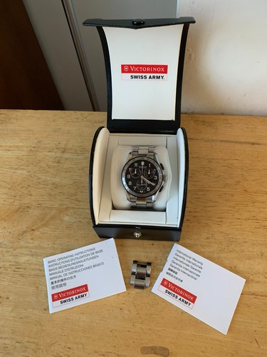 Victorinox classic chronograph - classic,