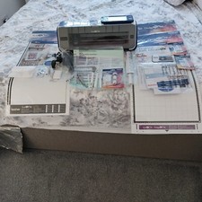 Scan N Cut CM900 Craft Cutting Machine with lots of accesories