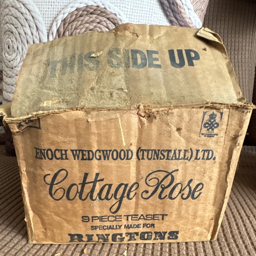 Enoch wedgwood cottage - wedgwood, rose