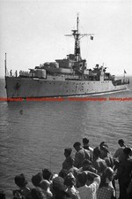 F003045 HMS Amethyst F116 Suez Canal 1950s