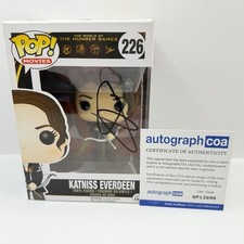 Jennifer Lawrence AUTOGRAPH
