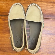 Sanuk Women's Size 6 Tan Shoes