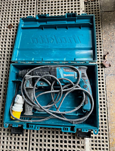 Makita hr2630 800w corded - hr2630,