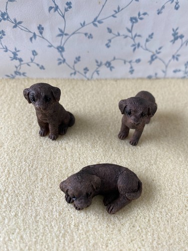 Dolls house labrador - dolls,