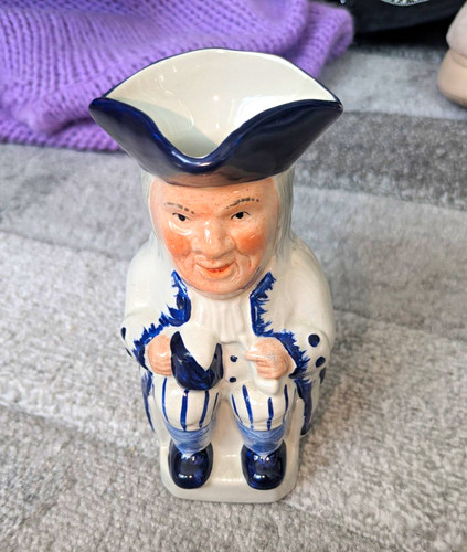 Tony wood studio - toby, jug