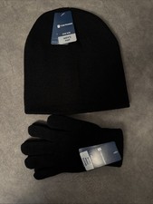 Black Hat And Glove Set Brand New Perfect For The Cold Weather