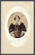 Young lady - carte de visite