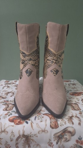 Ladies pre loved - ladies, cowboy