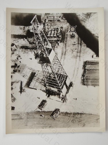 Oil drilling rig - oil, duster