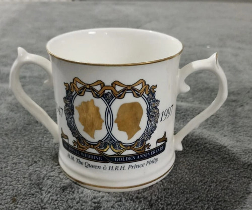Vtg royal wedding - royal, golden