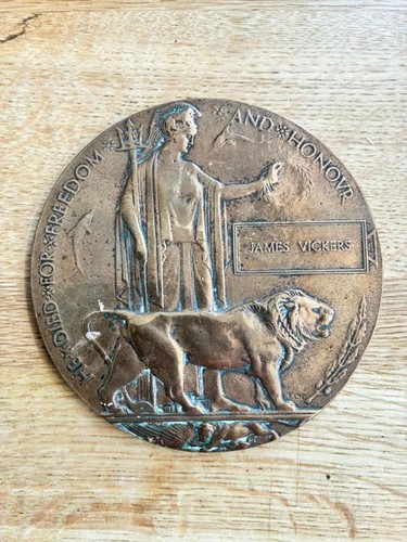 Ww1 memorial death plaque - memorial,