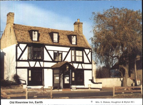 Vintage old riverview inn - old,