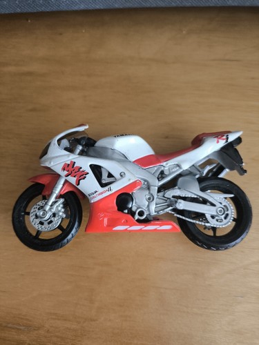 Maisto yamaha yzf r1 - 1:18, yzf-r1
