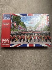 WHSmith Parade on The Mall