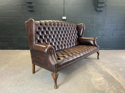 Wingback chesterfield style - wingback, chesterfield-style