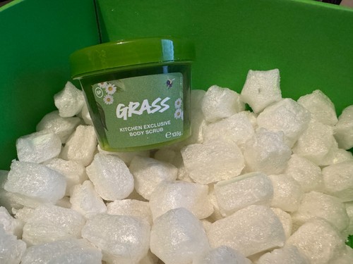 Lush grass body scrub - grass,
