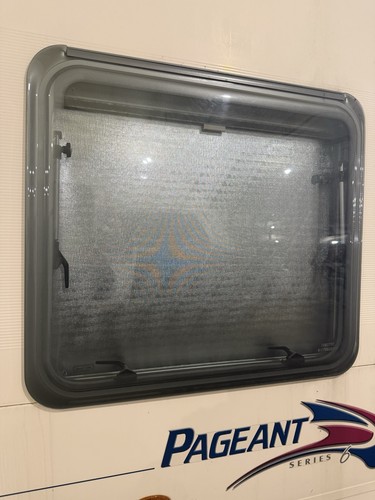 Bailey pageant 2008 caravan - bailey,