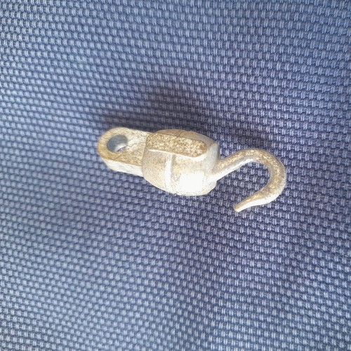 Meccano crane hooks - meccano,