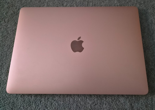 Macbook air 2020 - i3, gold