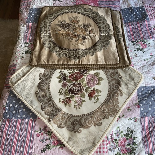 Beautiful stylish cushion - 4x,
