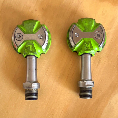 Clipless road bike - clipless, pedals