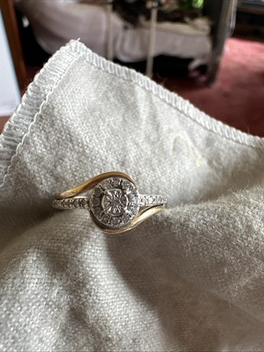 Yellow gold and silver diamond - silver,