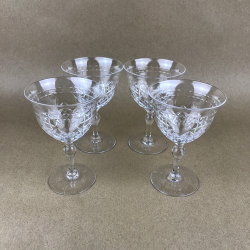 Stuart crystal set - crystal, cut