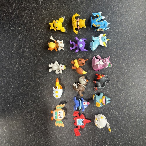 Pokemon figures bundle x17 inc - figures,
