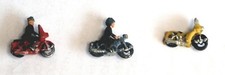 3 Motorcycles 2 riding one parked E49 UNPAINTED N Gauge Scale Langley Models Kit