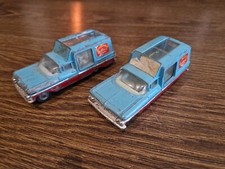 Corgi Chipperfields Performing Poodles X2 Cars Only Chevrolet Impala