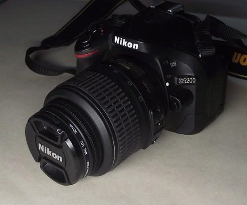 Nikon d5200 digital slr - nikon, camera