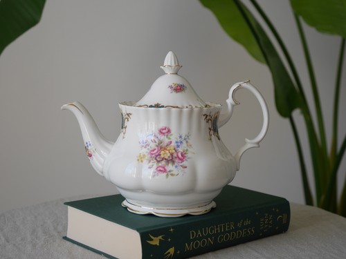 Royal albert berkeley teapot - berkeley,