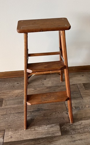 Vintage wooden step ladder - 2,