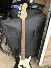 squire p-bass
