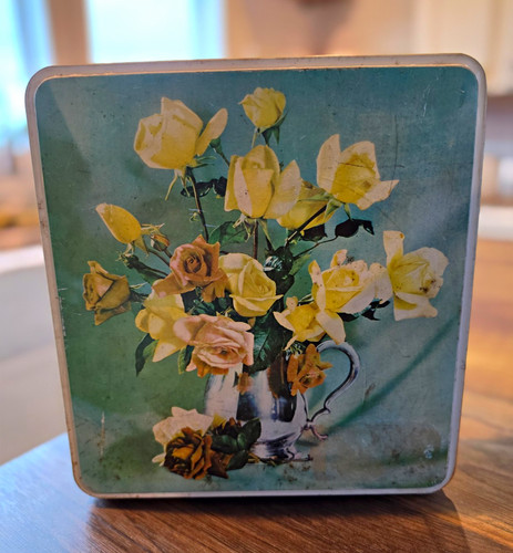 Vintage elkes biscuits tin - elkes,