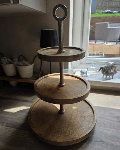 Tier round wooden serving - wooden,