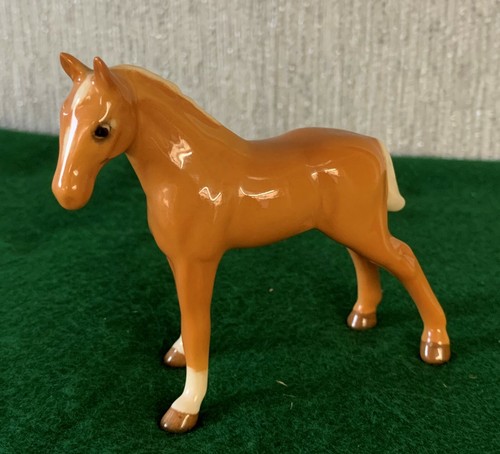 Royal doulton horse foal - doulton,