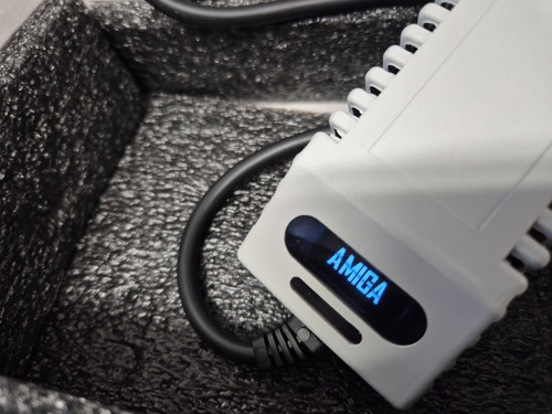 Commodore amiga 500 600 - commodore, /