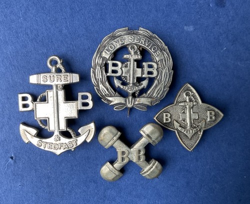 Vintage pin badges job - badges,