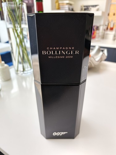 Bollinger 2009 cooler - case,