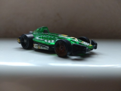 Hot wheels arrow dynamic - arrow,