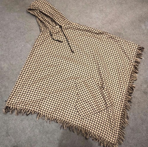 Hippie poncho
