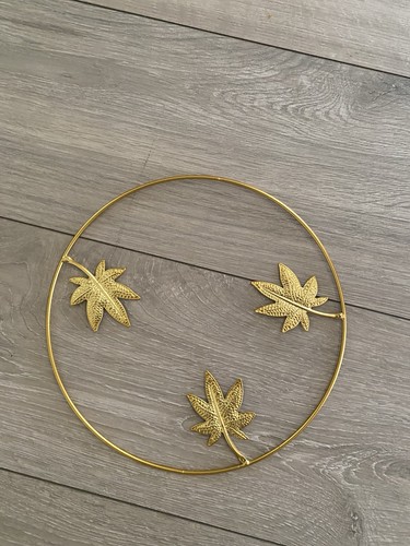 Gold maple leaf wall hanging - leaf,