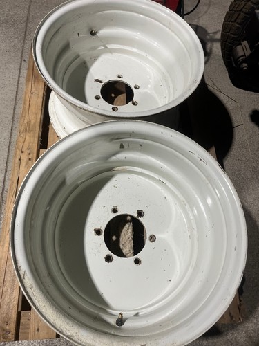Original new holland - new, rims