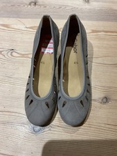 Gabor ladies court shoes size