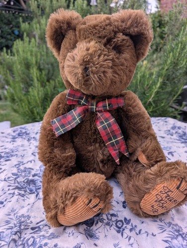 Fraser bear 1996 collectible - ,