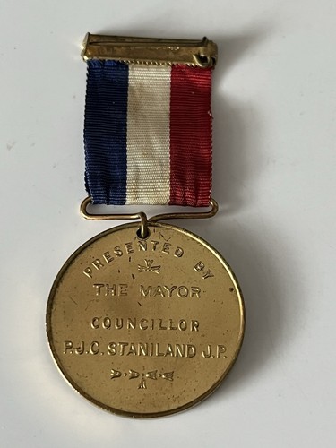 1937 coronation medal - 1937,