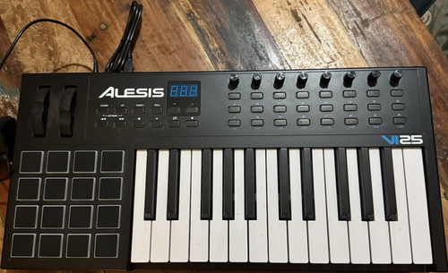 Alesis vi25 usb midi keyboard - alesis,